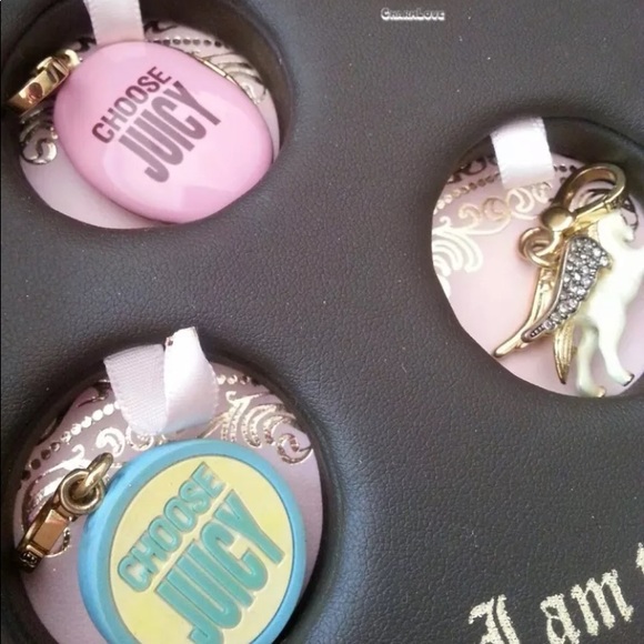 Juicy Couture FAIRYTALE PEGASUS CHARM BRACELET - Picture 5 of 15